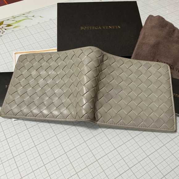 Bottega Veneta Intrecciato bifold wallet - Picture 3 of 6